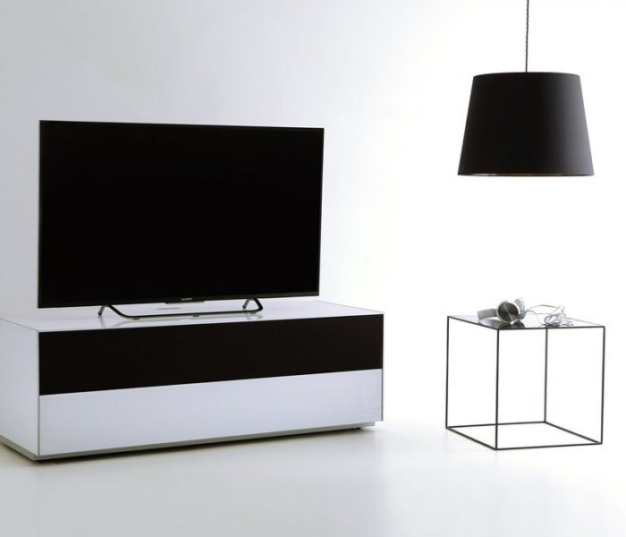 01 C.2 TRIG lifestyle ROLLOVER lr 1024x1024 Тв тумба Sonorous в интерьере